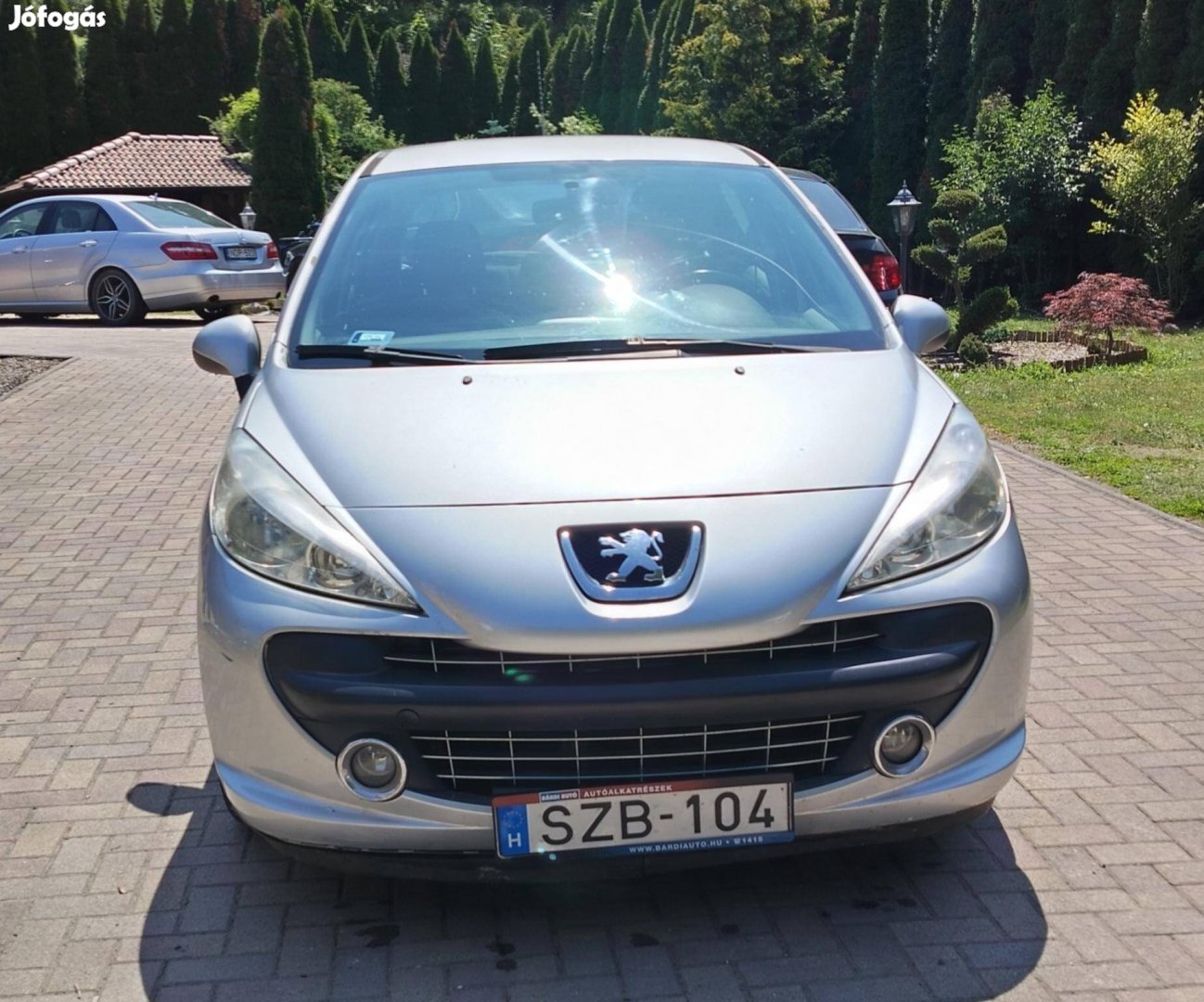 Peugeot 207 1.4 VTi Trendy Keveset futott