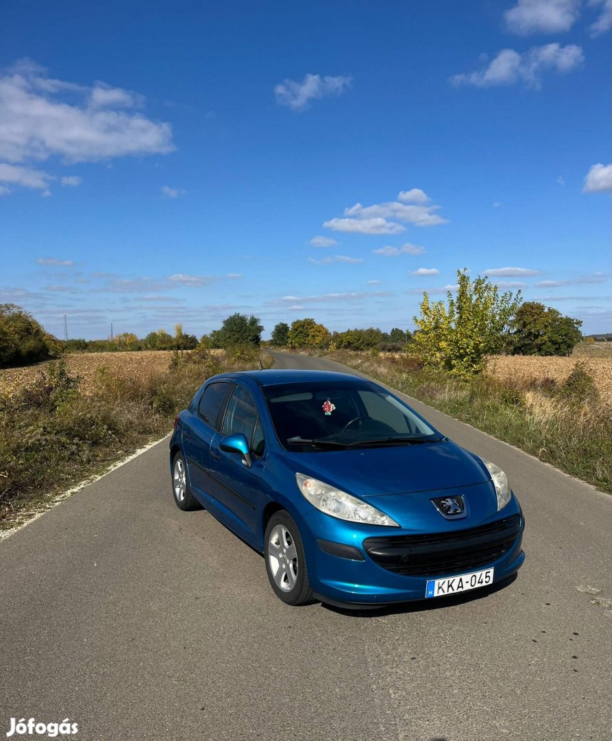 Peugeot 207 1.4 benzin