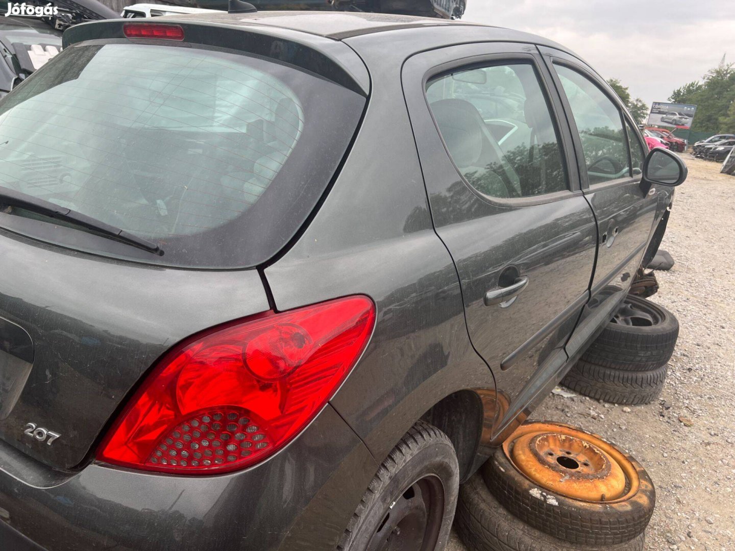 Peugeot 207 1,4i 16V alkatrészek eladó