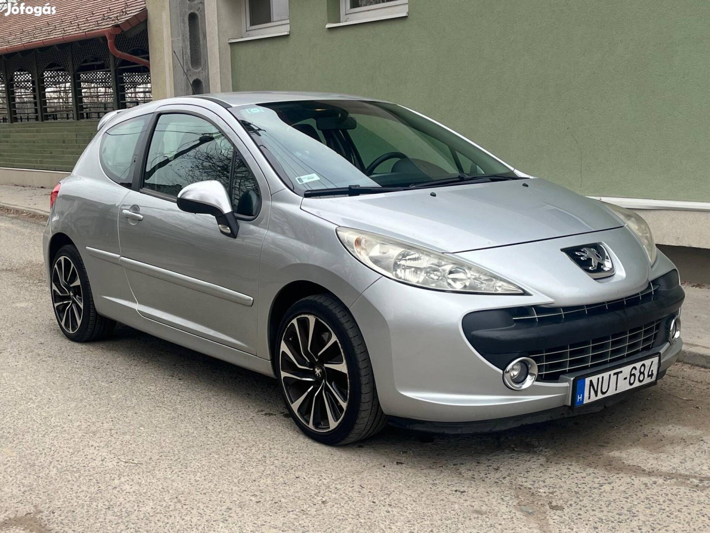 Peugeot 207 1.6-16v RC GTI 174LE