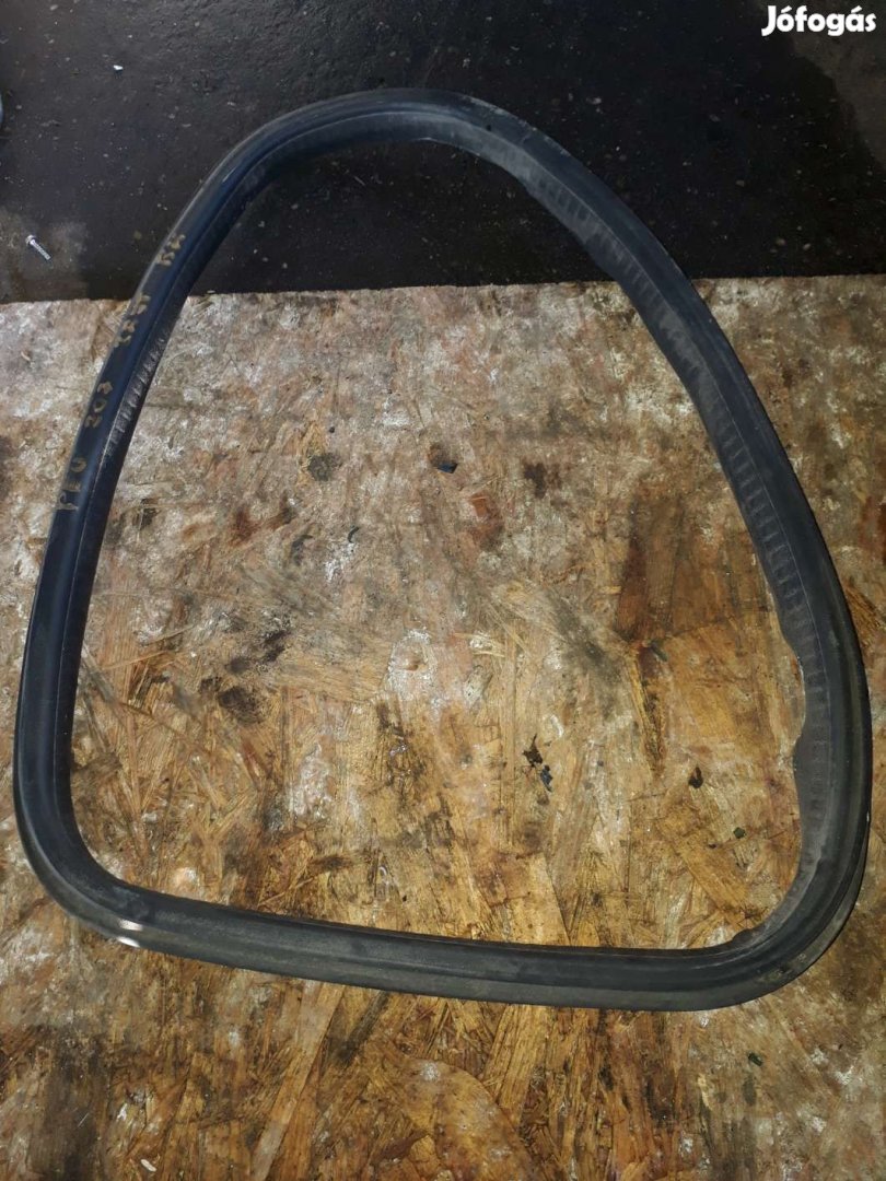 Peugeot 207 Bal Hátsó Csomagtér Ablak Gumikéder