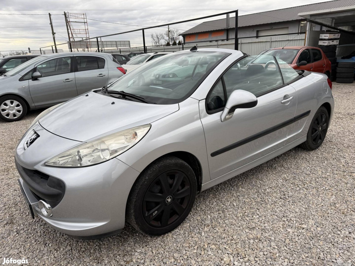 Peugeot 207 CC 1.6 VTi Feline