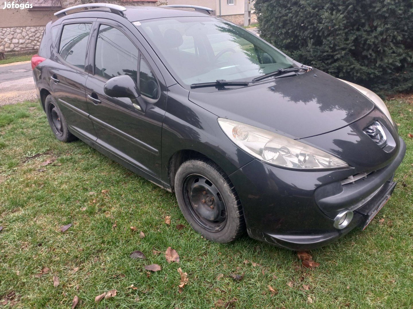 Peugeot 207 SW 1,4 16V 127000 km-el!