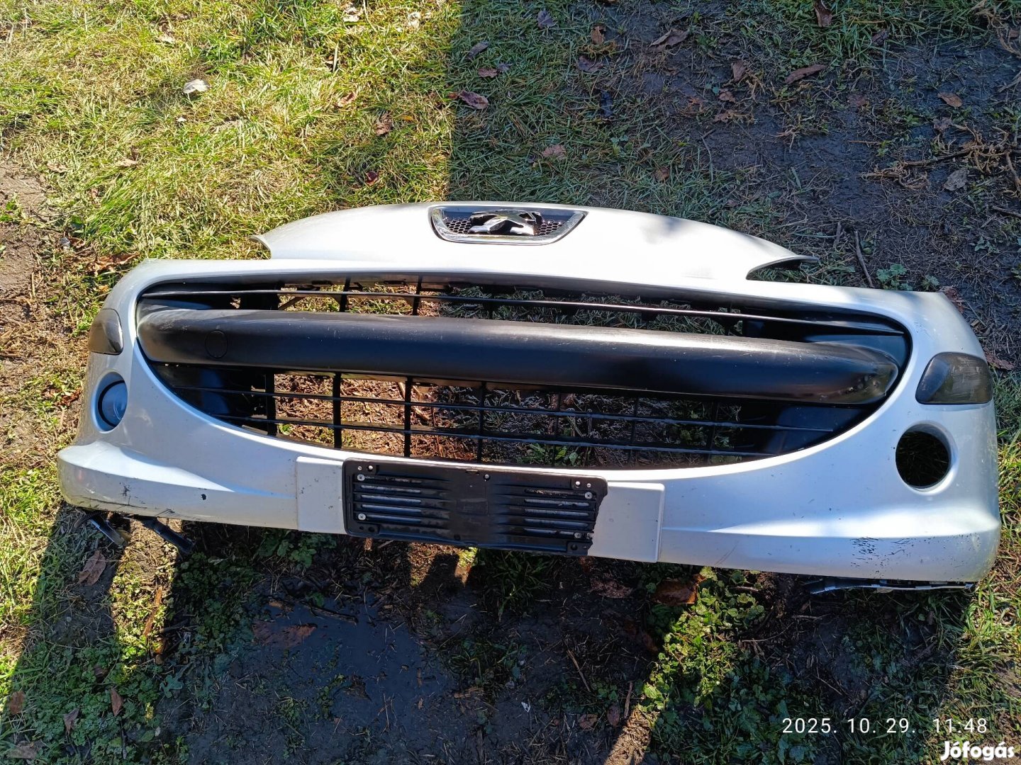 Peugeot 207 első lökhárító 