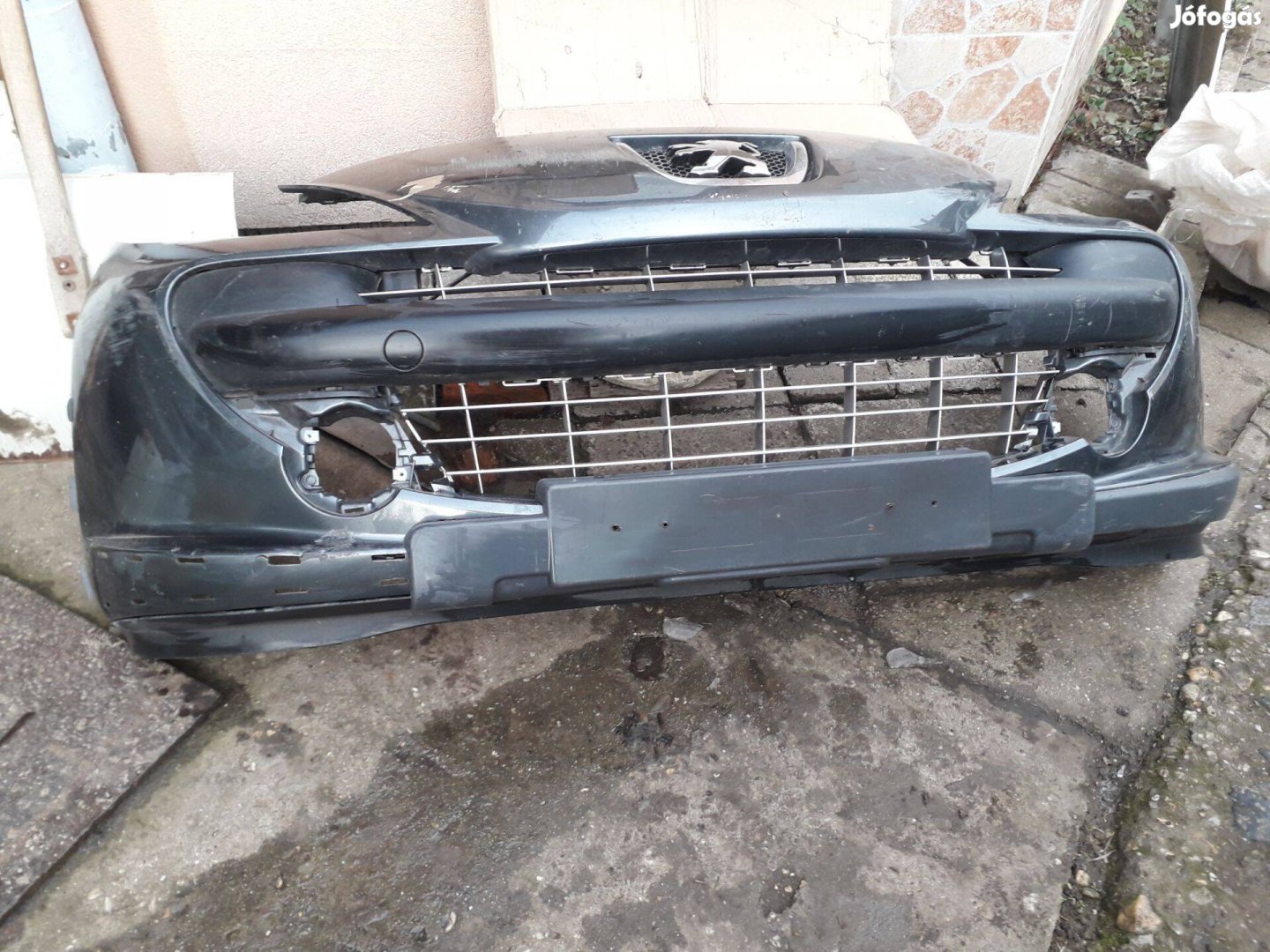 Peugeot 207 első lökhárító eladó