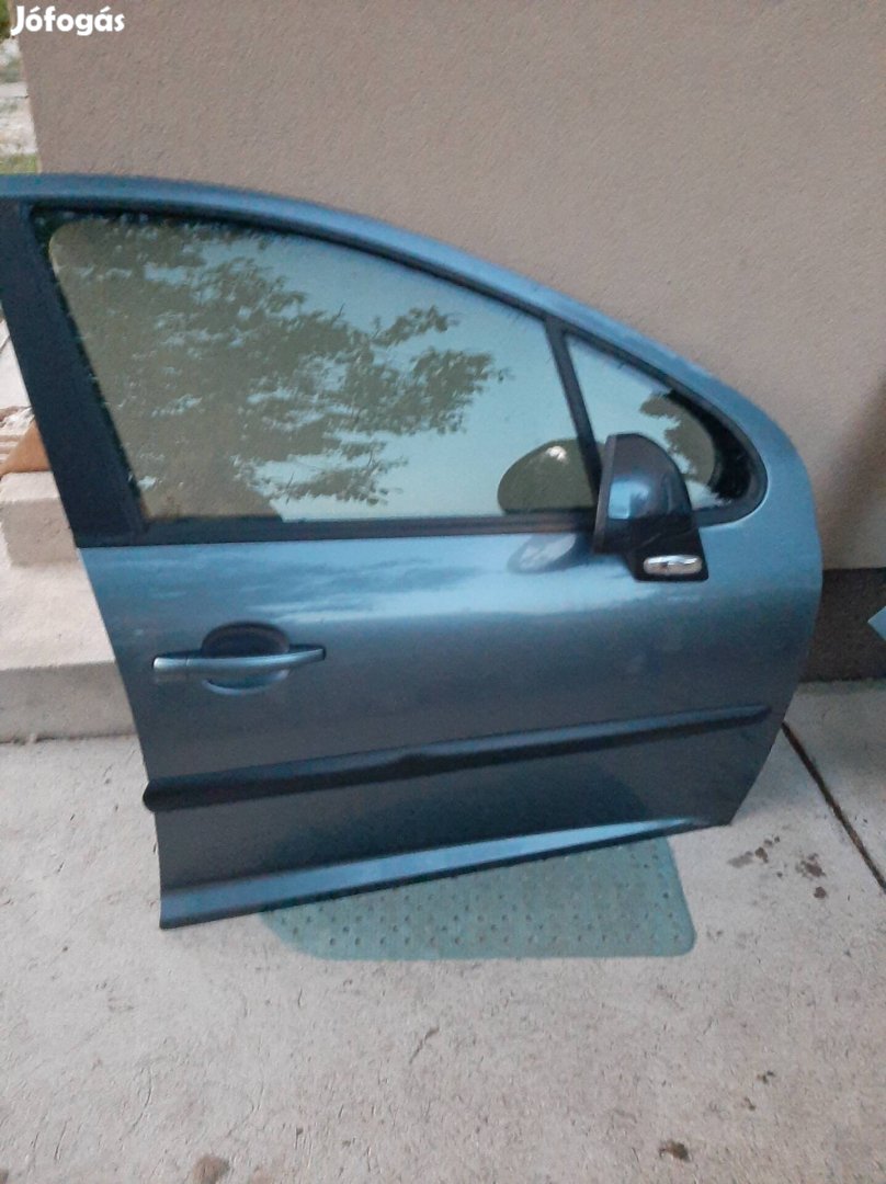 Peugeot 207 jobb első ajtó eladó 