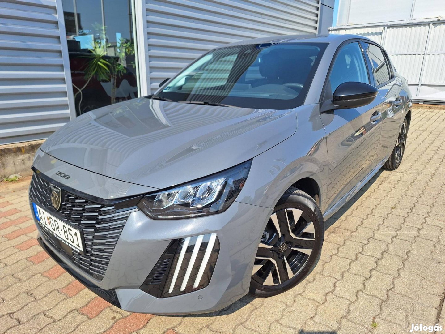 Peugeot 208 1.2 Hybrid Allure e-DCS6 Peugeot PM...