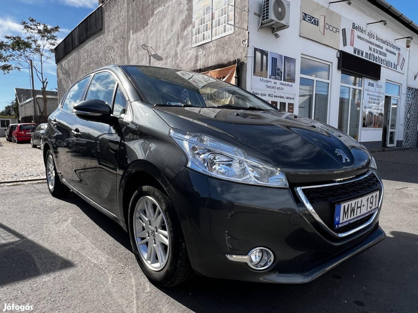 Peugeot 208 1.2 Puretech Access 78 e km ! 1. Tu...