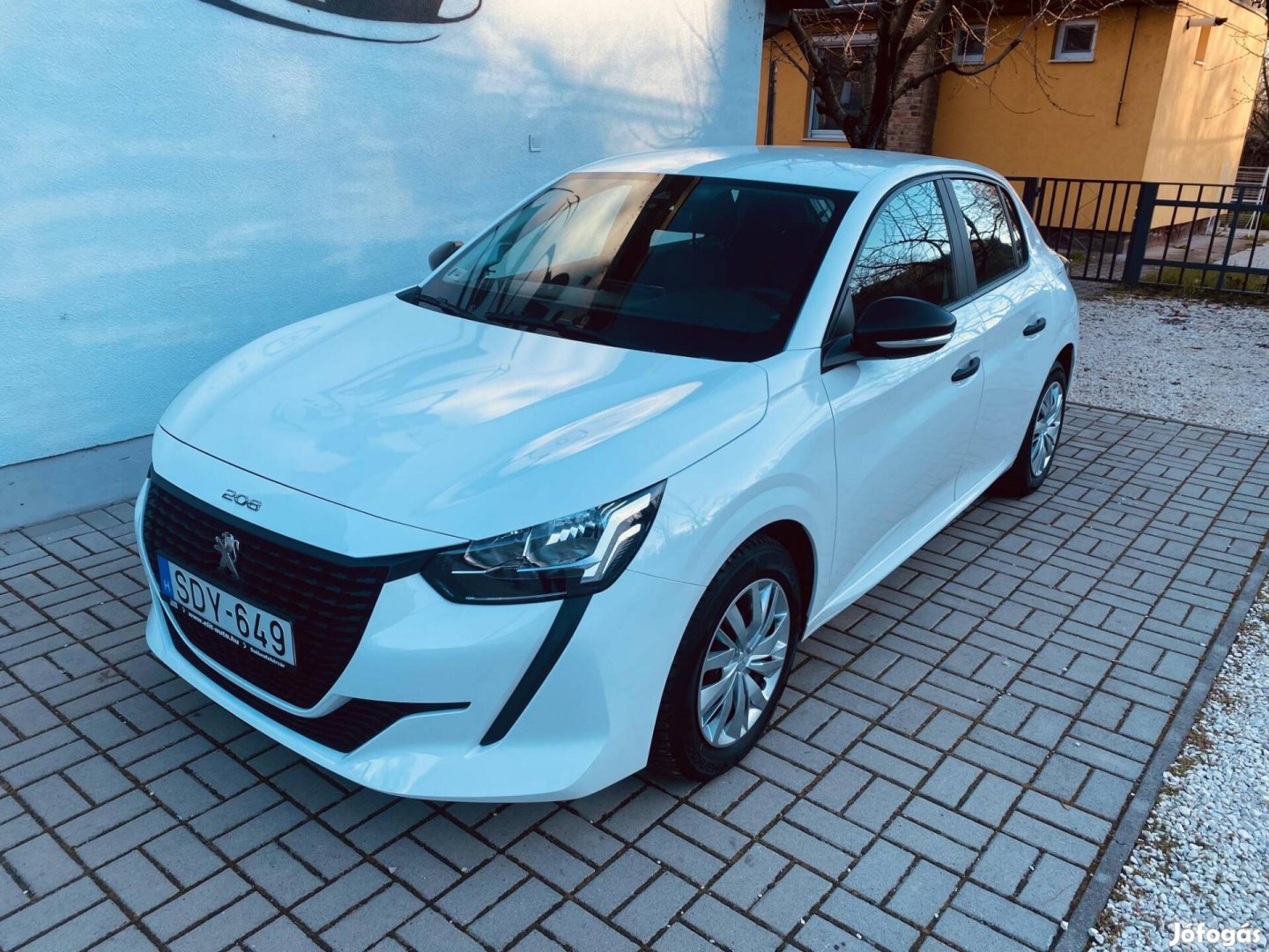 Peugeot 208 1.2 Puretech Active Pack 35.000 km!!!!