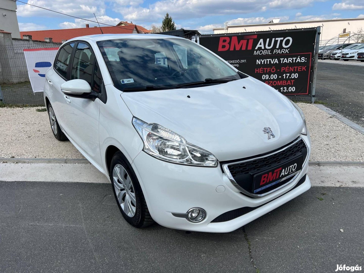 Peugeot 208 1.4 HDi Active Magyarországi. sérül...