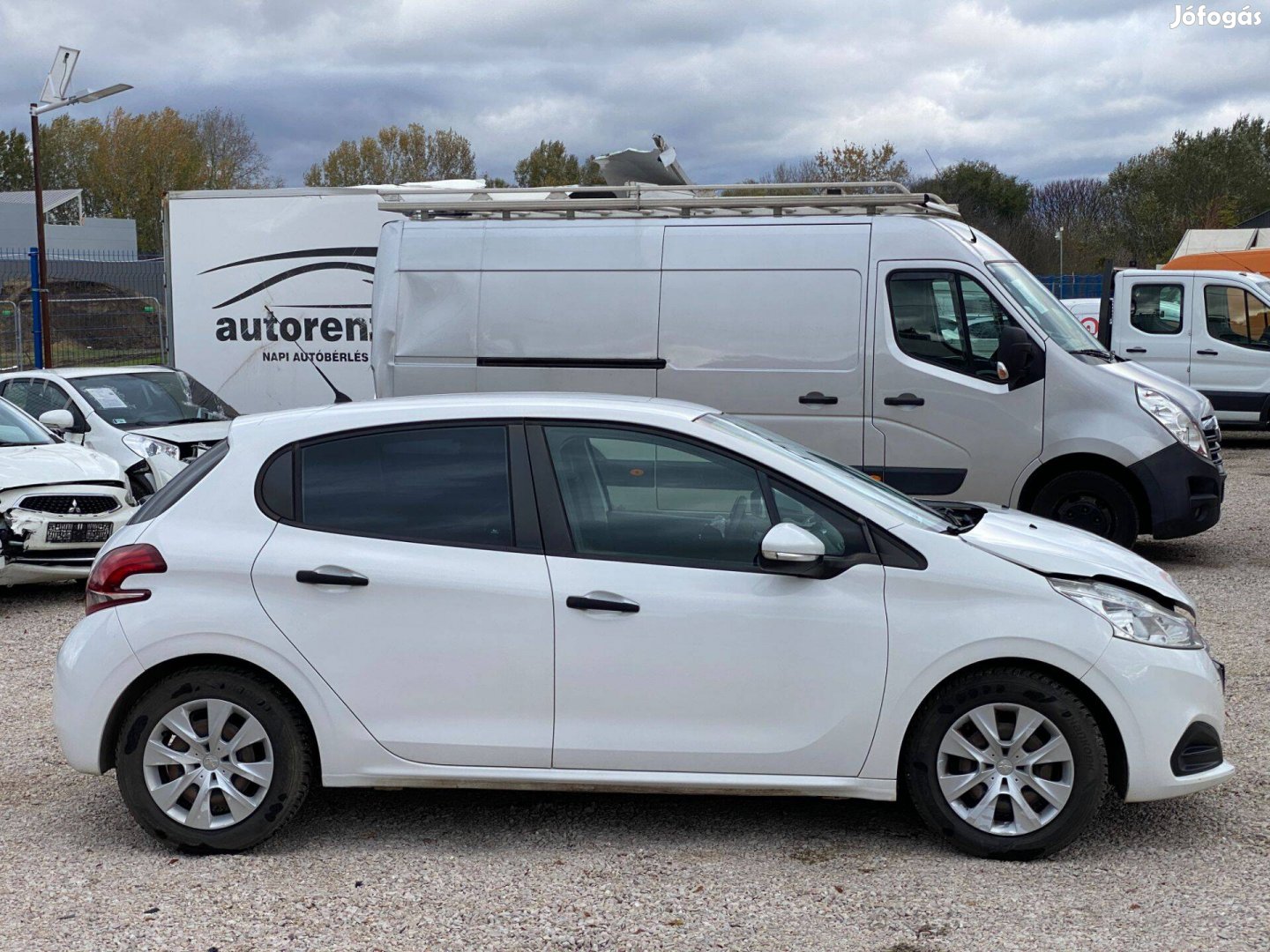 Peugeot 208 1.6 Blue HDI Van jobb negyed