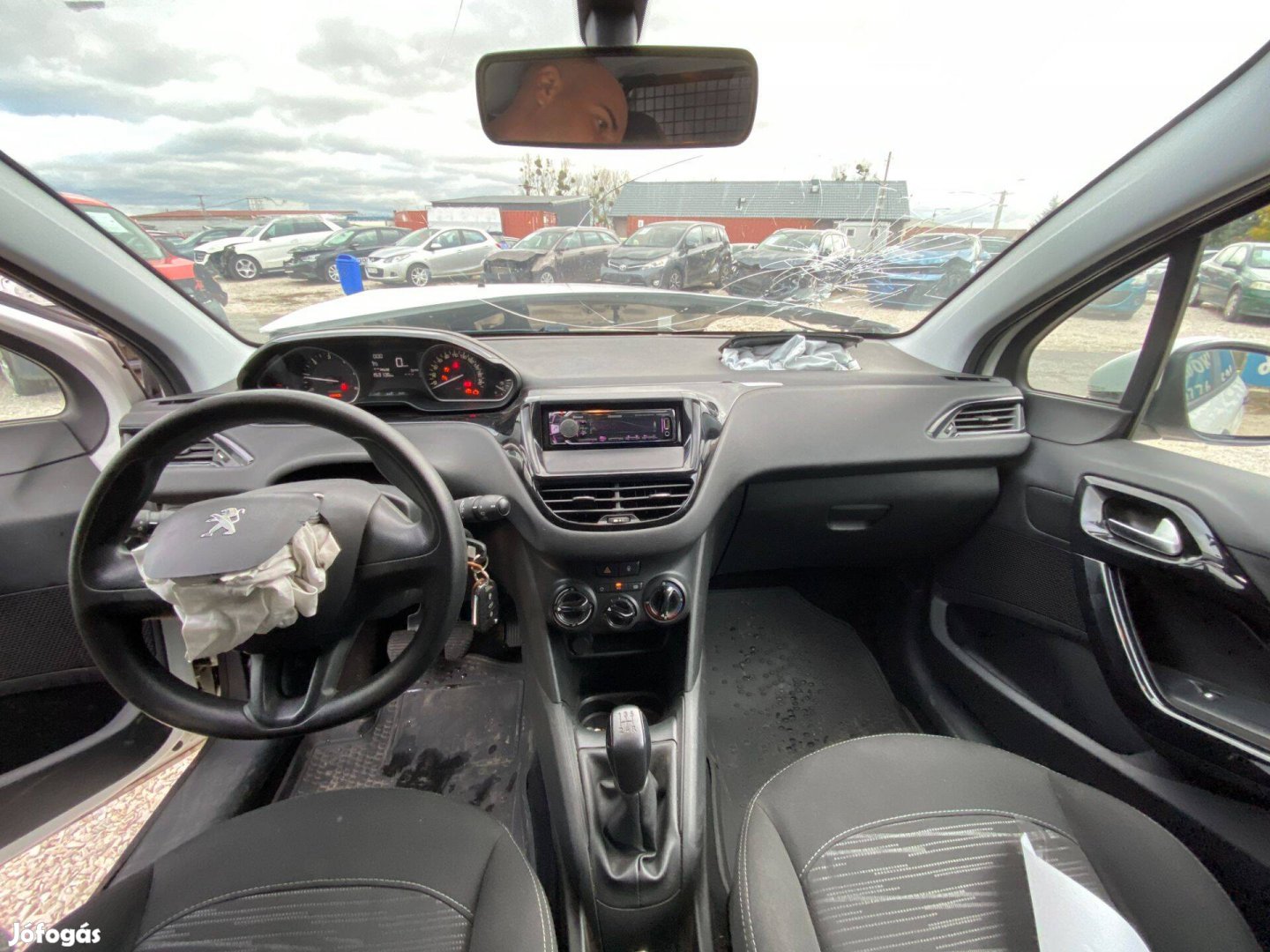 Peugeot 208 1.6 Blue HDI Van mechanikus sebességváltó BE4R