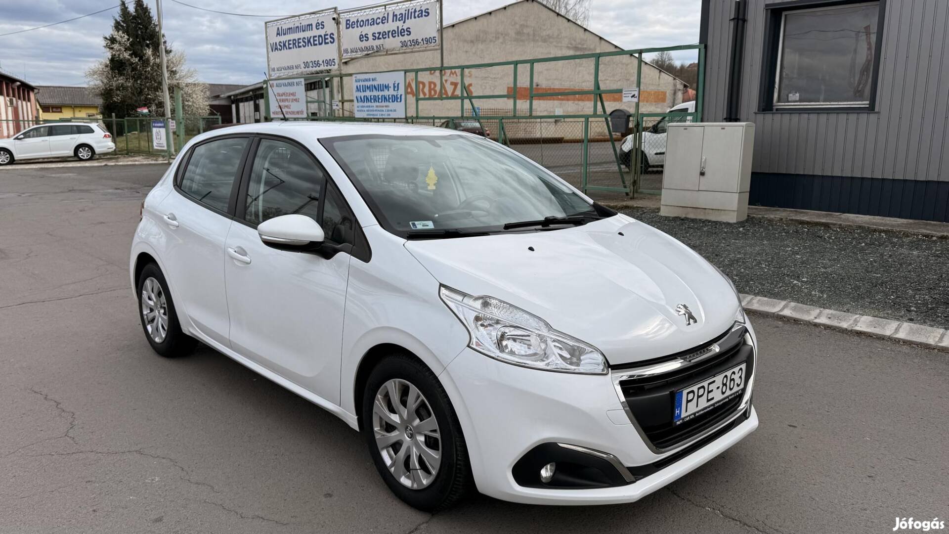Peugeot 208 1.6 Bluehdi Van Active Nagyszerviz...