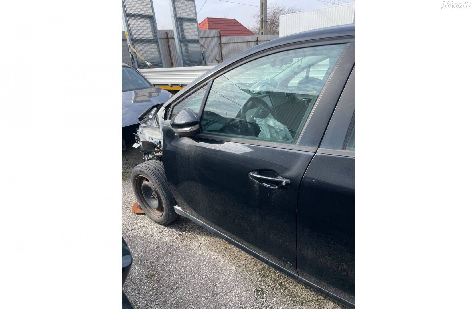 Peugeot 208 2012-2017 bal első ajtó fekete színben eladó