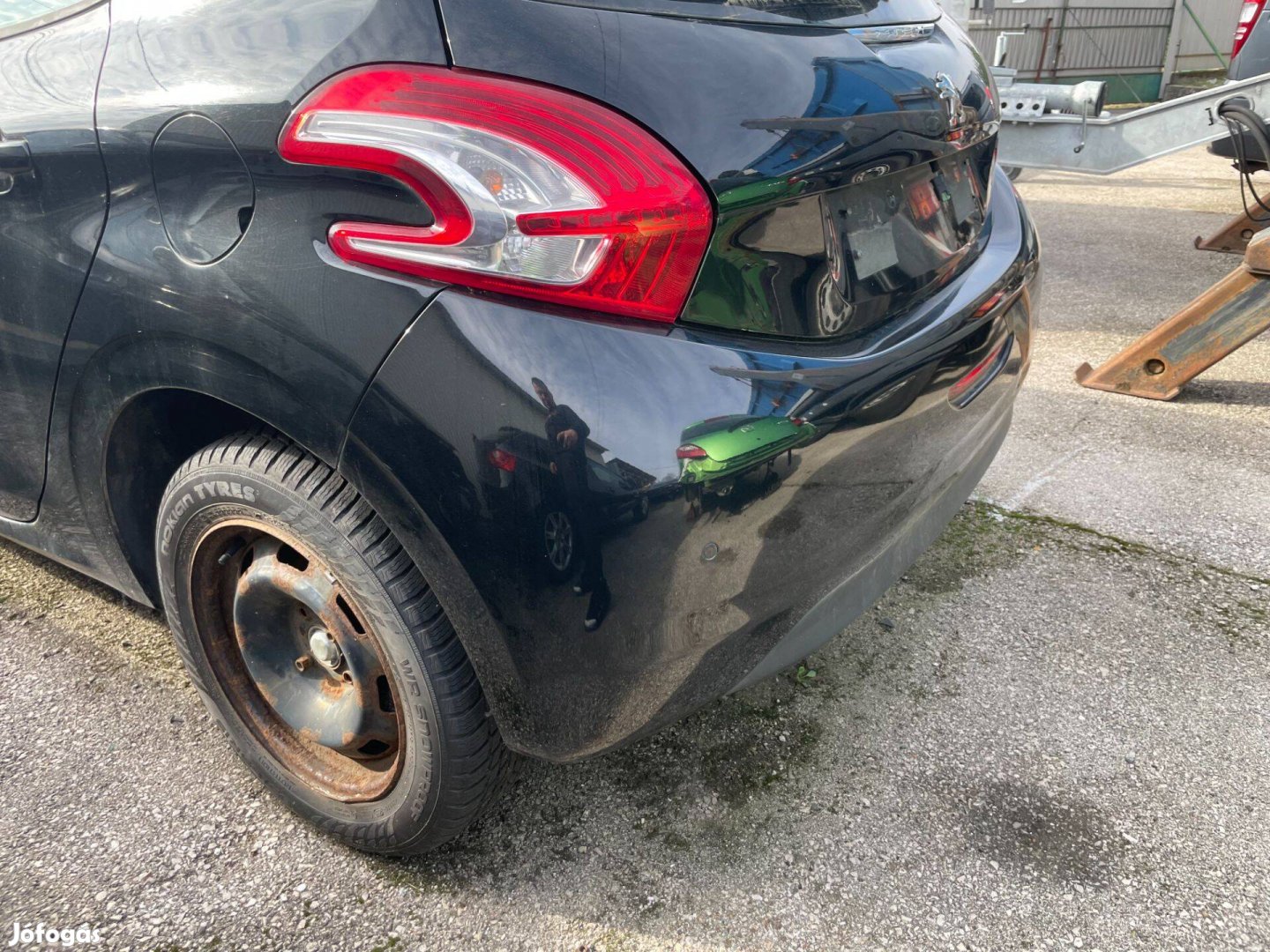 Peugeot 208 2012-2019 radaros hátsó lökhárító