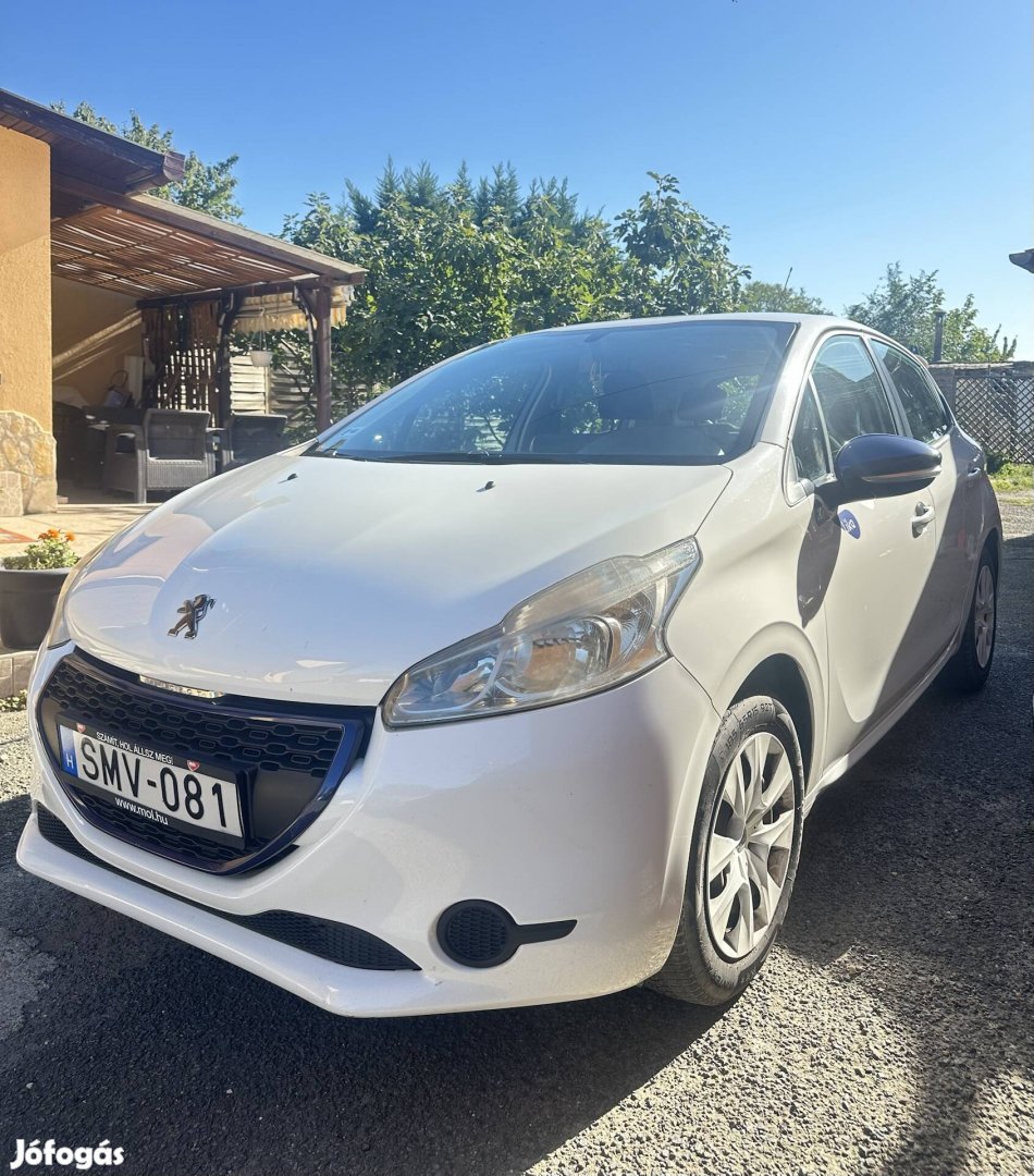 Peugeot 208 2015
