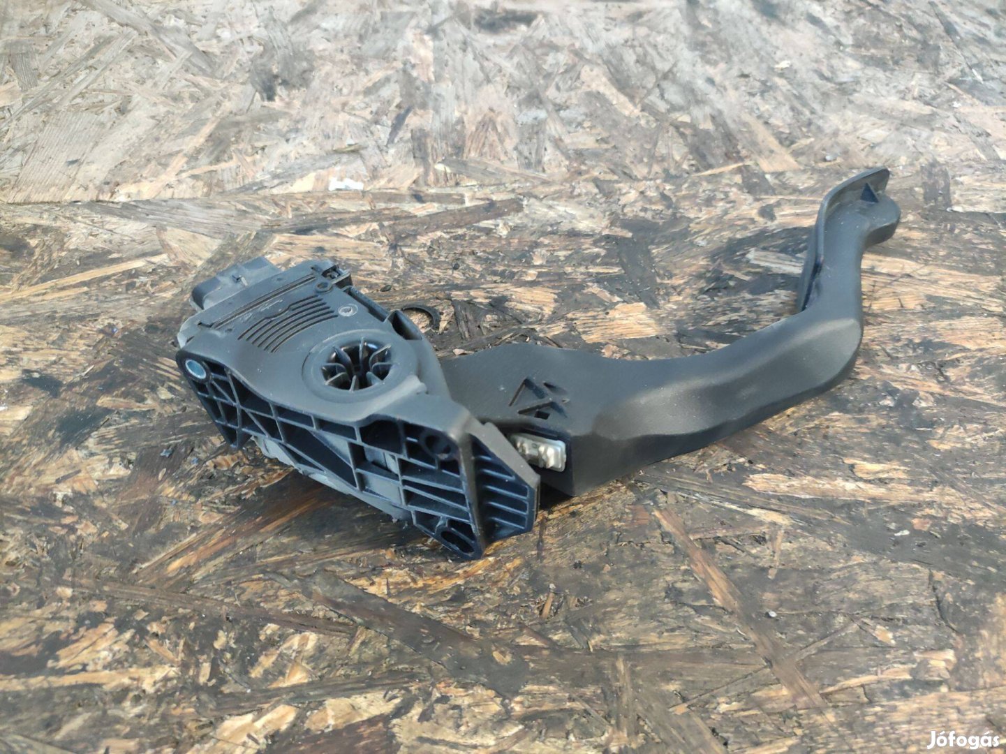 Peugeot 208 Citroen C3 II 1.4 1.6 hdi elektromos gázpedál