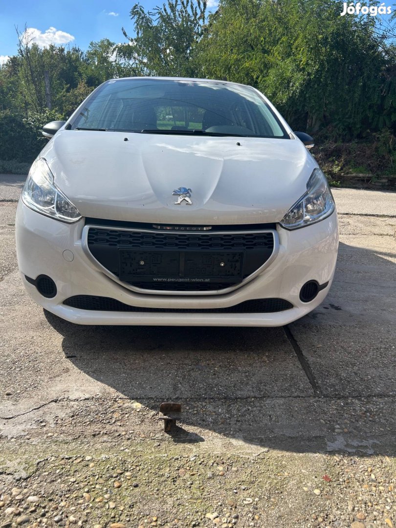 Peugeot 208 motorháztető bontva eladó
