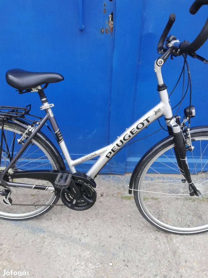 Peugeot 28"újszerű női trekking kerékpár!