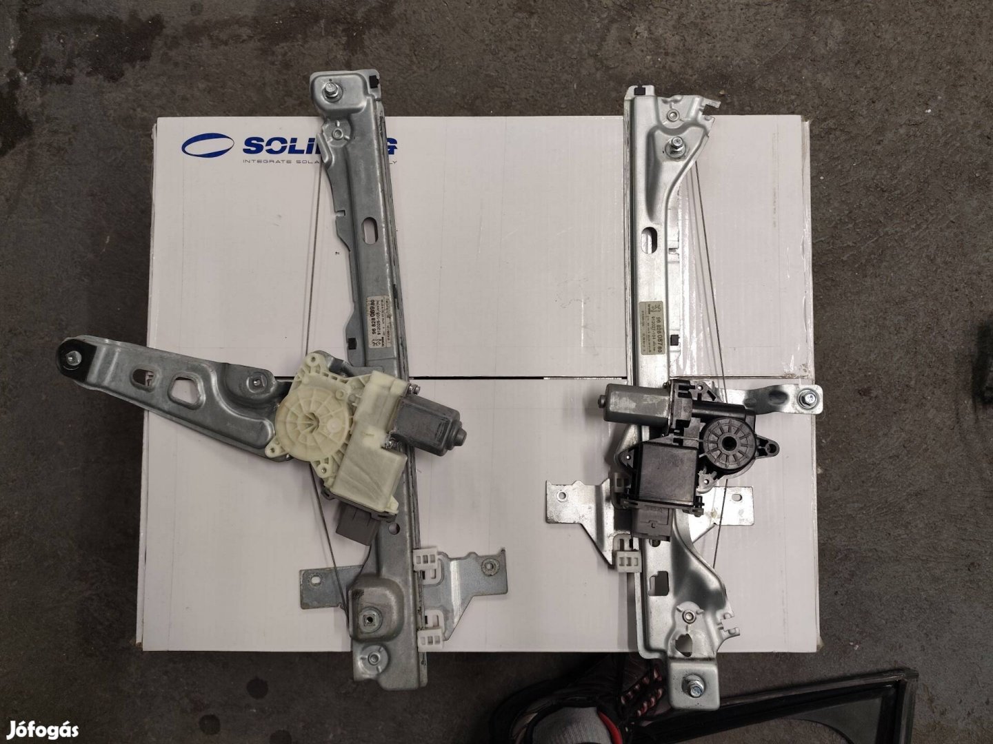 Peugeot 30085008 ablakemelő szerkezet