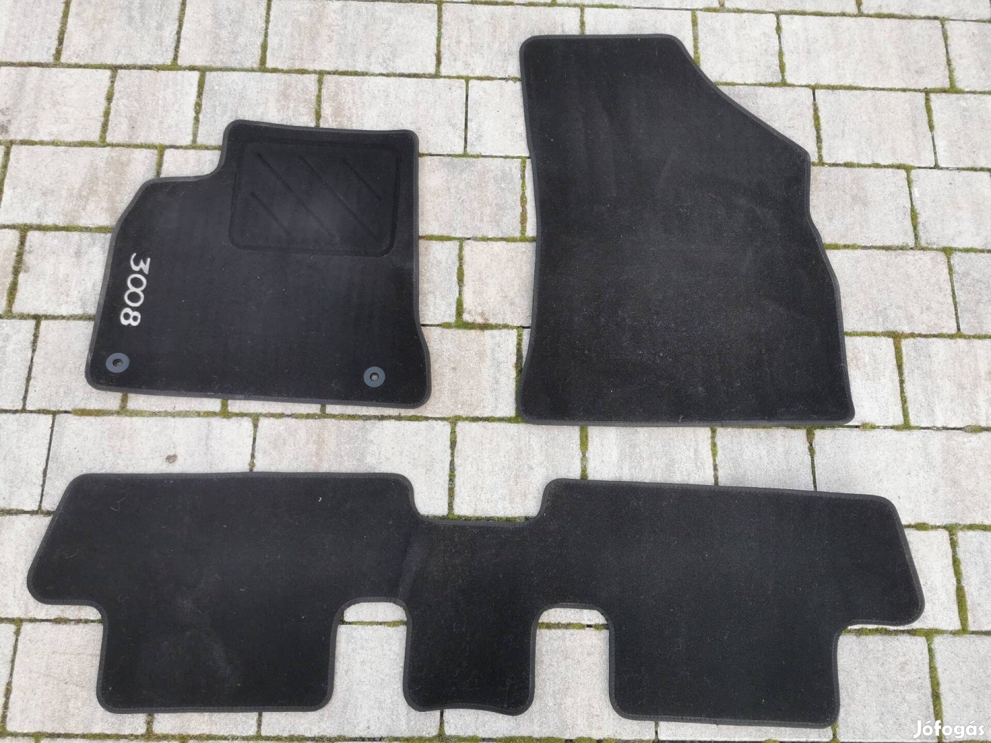 Peugeot 3008 gyári autószőnyeg garnitúra 