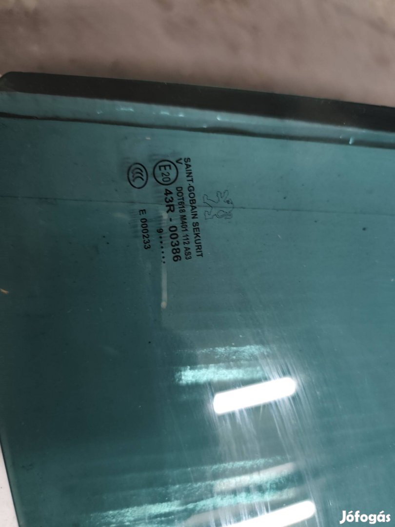 Peugeot 3008 jobb hátsó ablaküveg 2016-ig