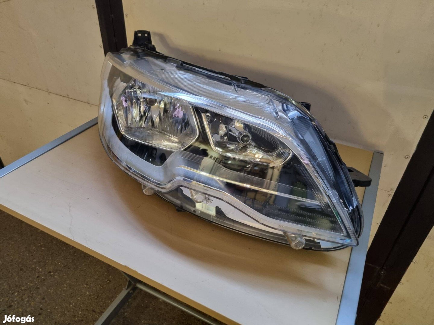 Peugeot 301 Jobb első fényszóró 90117969