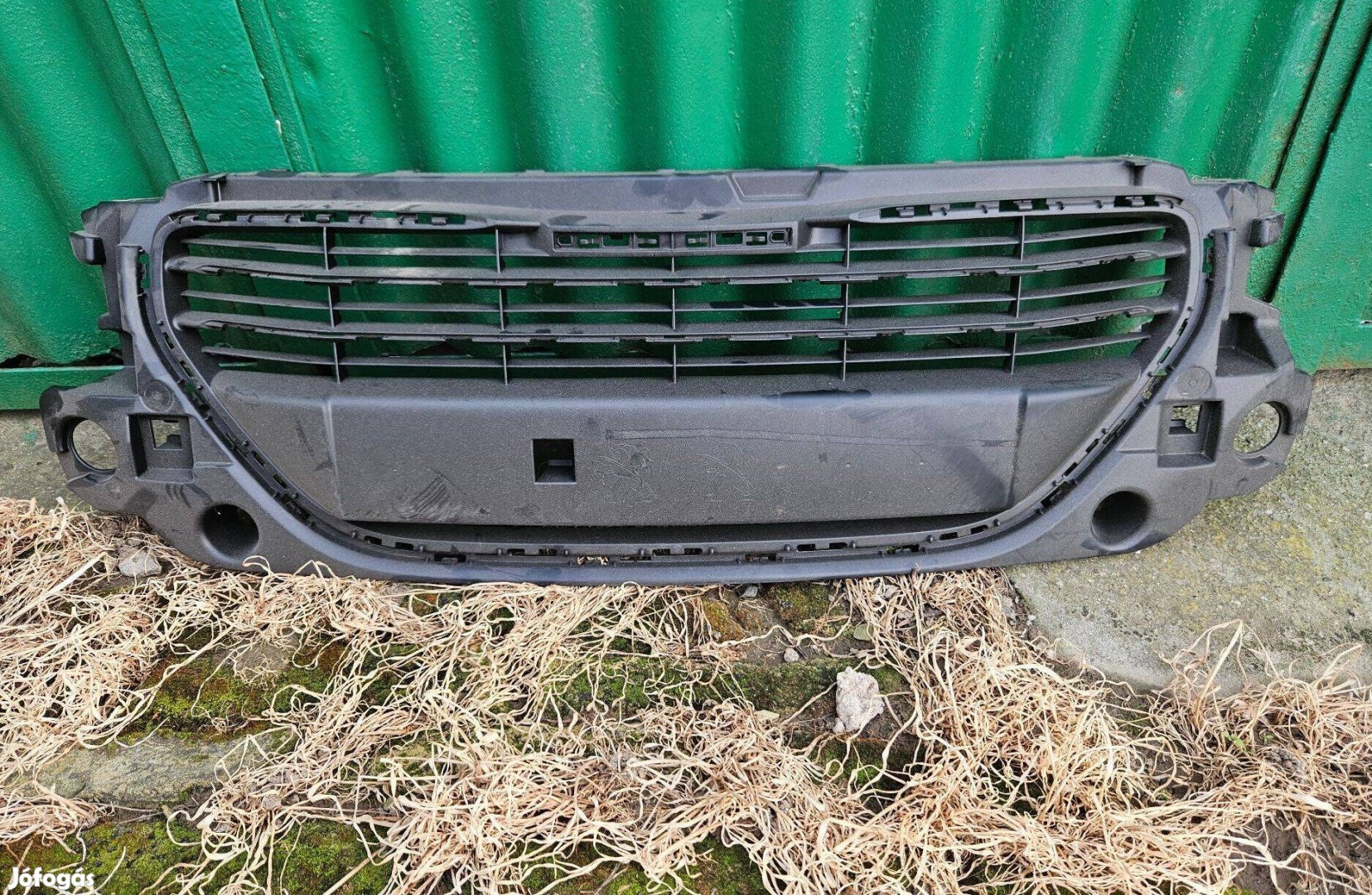 Peugeot 301 gyári új hűtőrács