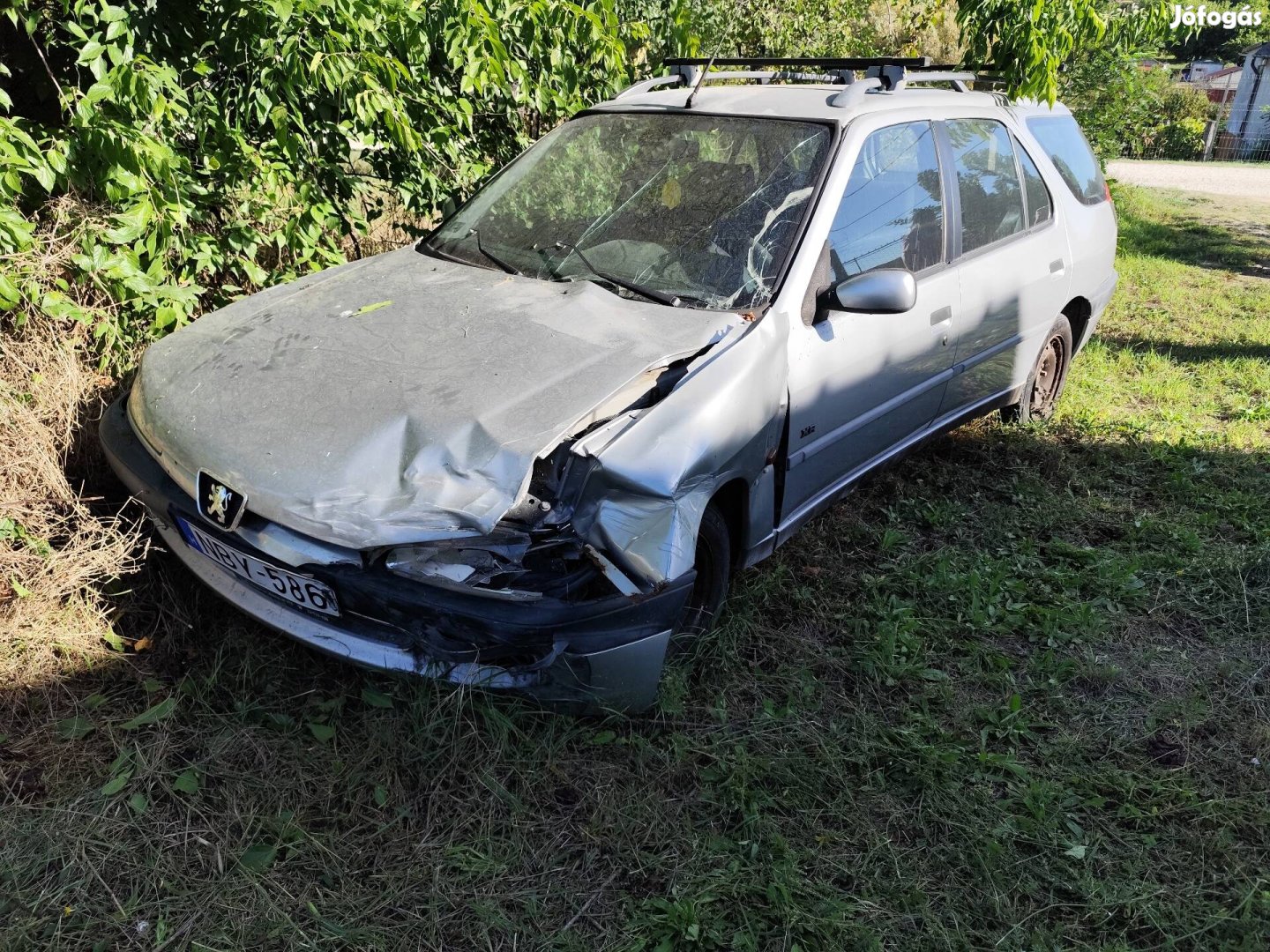 Peugeot 306 Break sérült 