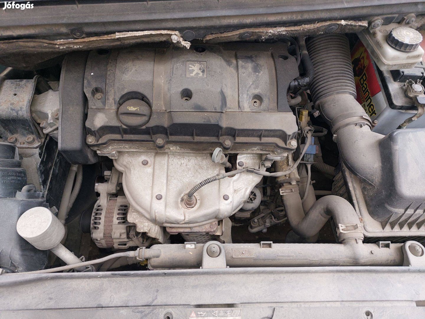 Peugeot 307 1.6 komplett motor NFU