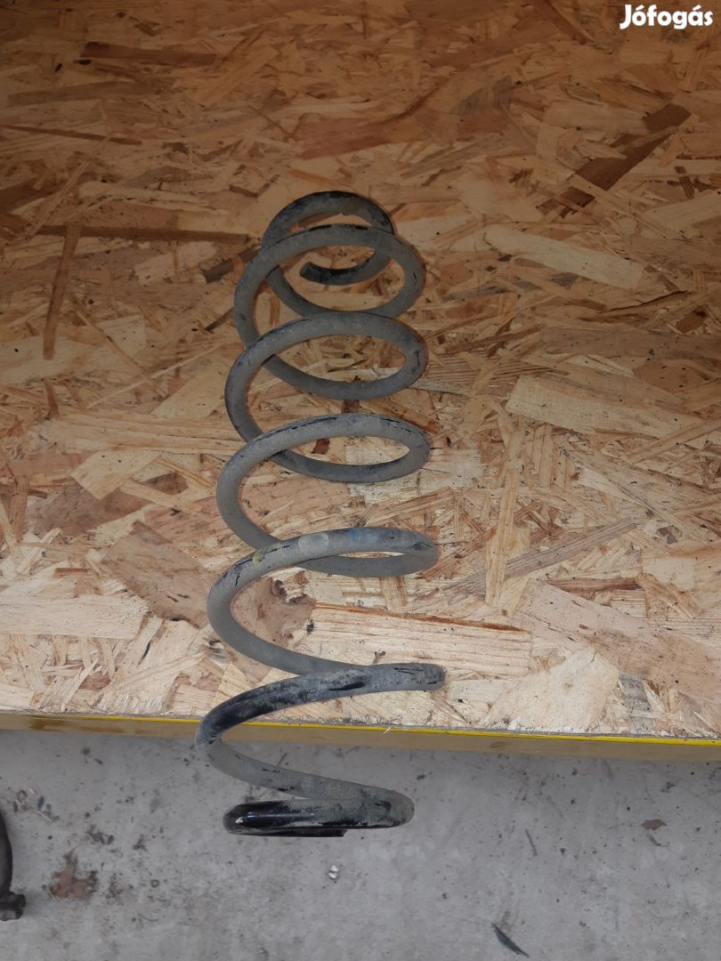 Peugeot 307 Hátsó Rugó