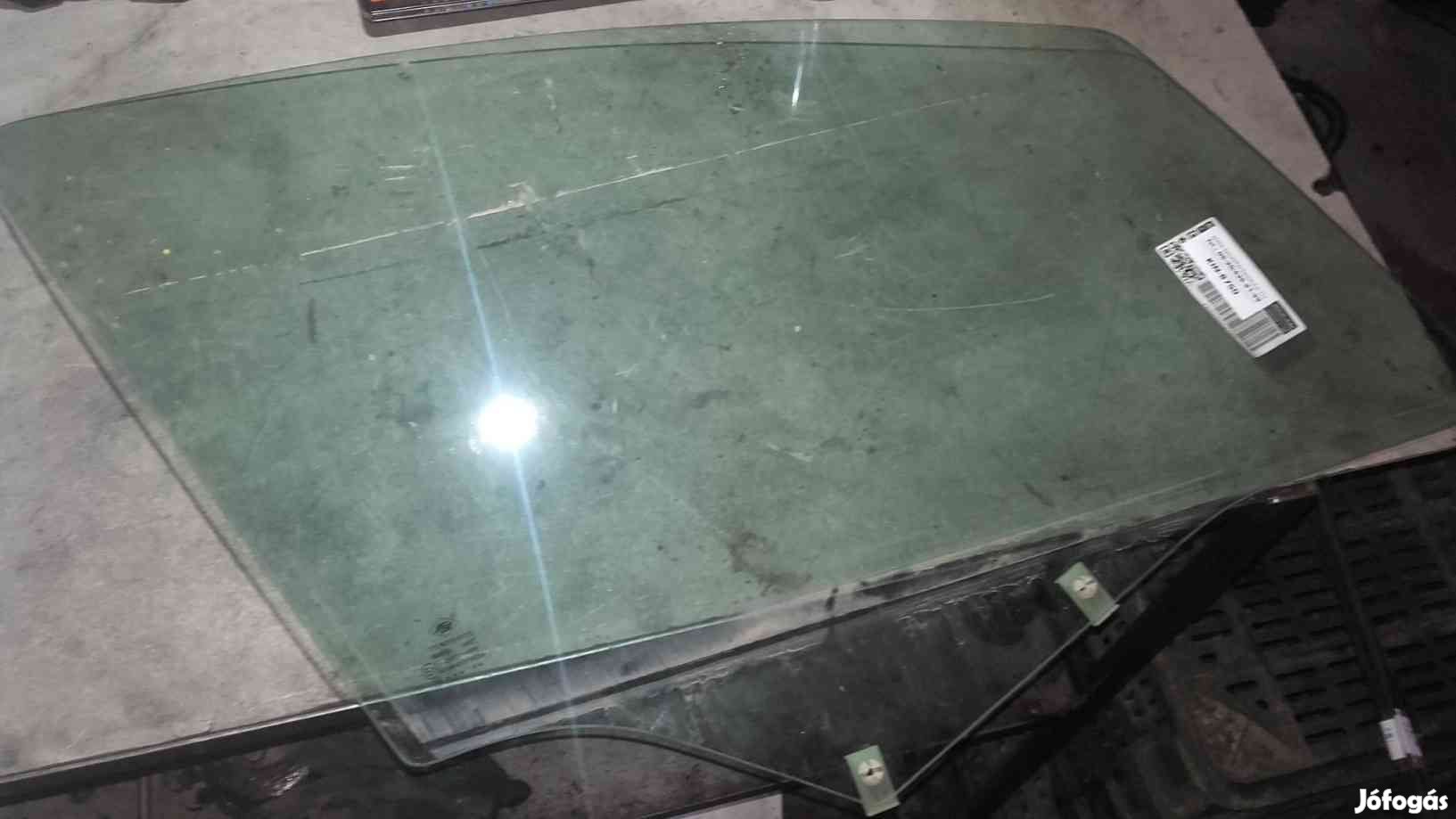 Peugeot 307 Jobb Első Lejáró Ablaküveg