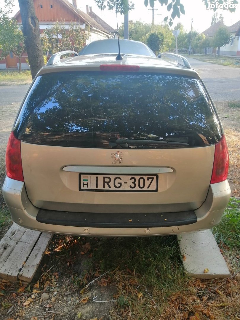 Peugeot 307, 2.0 benzines. 