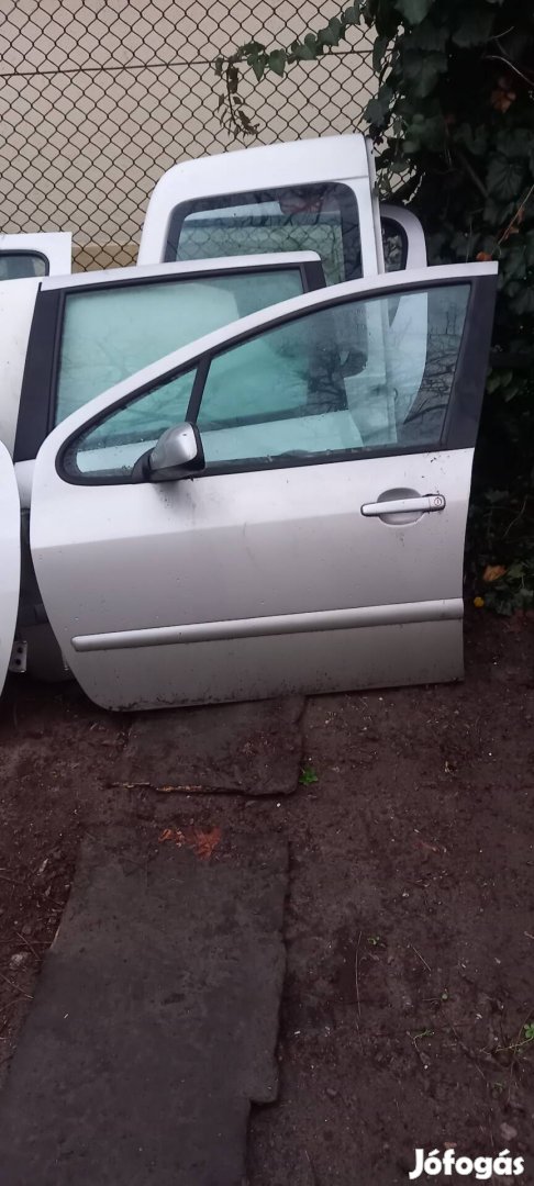 Peugeot 307 első ajtó 