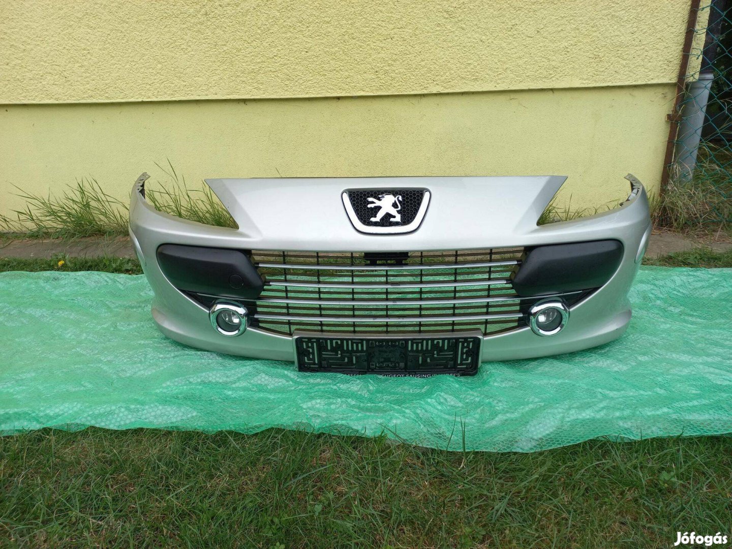 Peugeot 307 ezüst szürke komplett lökhárító, Facelift utáni típusokhoz