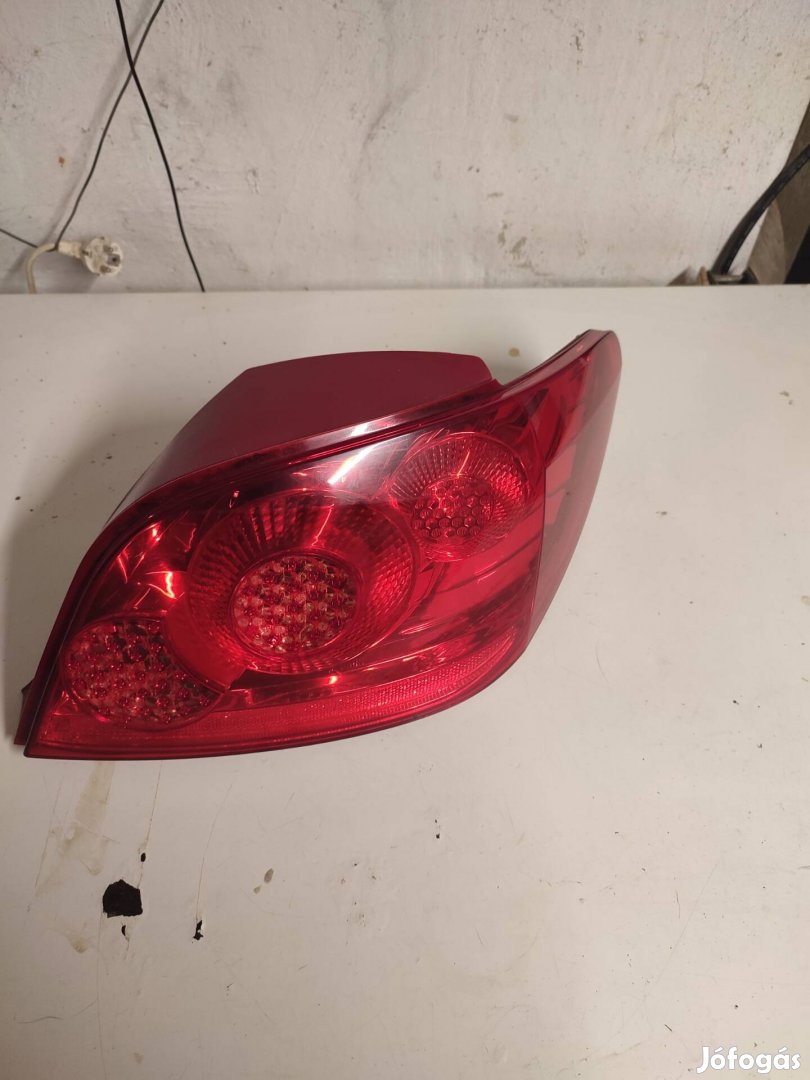 Peugeot 307 facelift jobb hátsó lámpa 