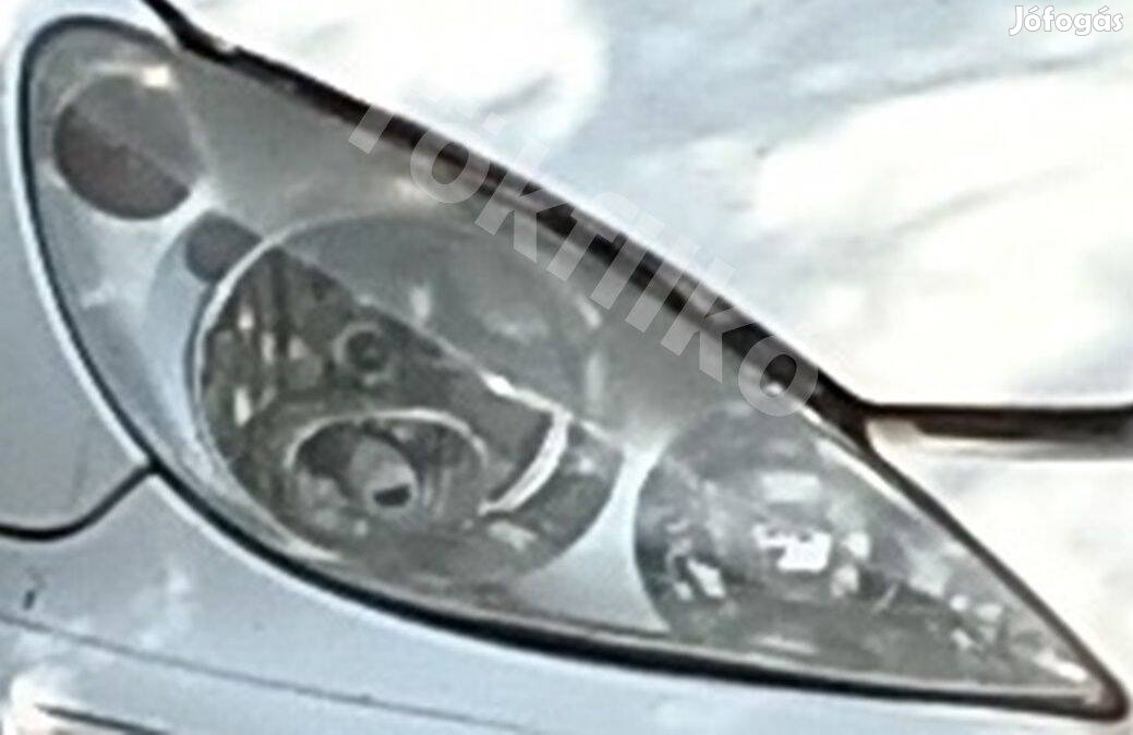 Peugeot-307 jobb-oldali első fényszóró