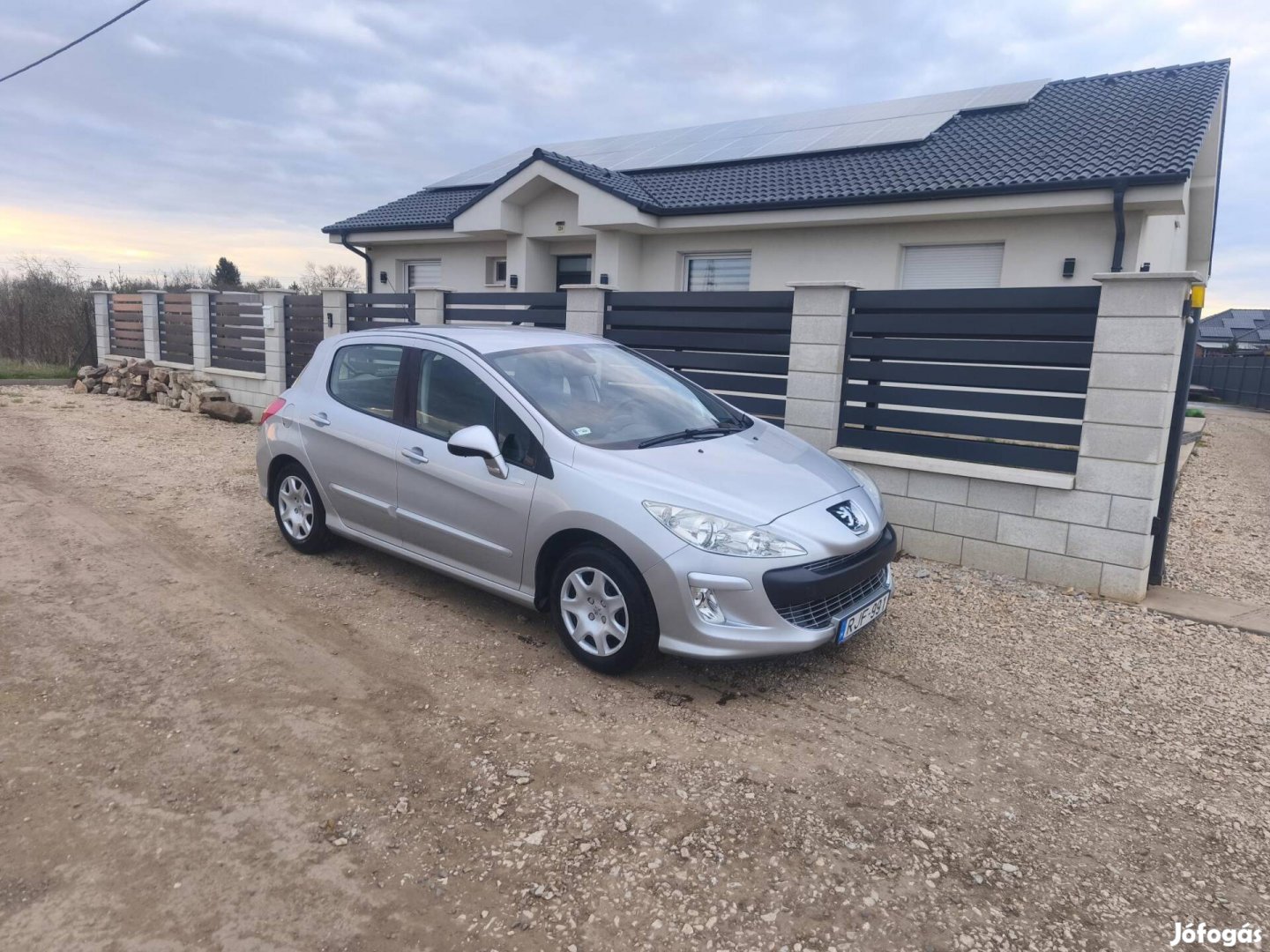 Peugeot 308 1.4 VTi Confort Millesim200