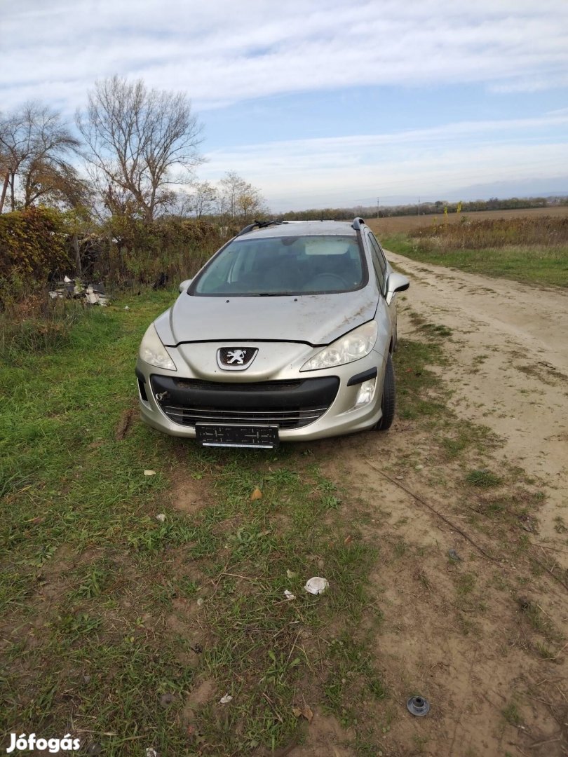 Peugeot 308 1.6 hdi minden alkatrésze 