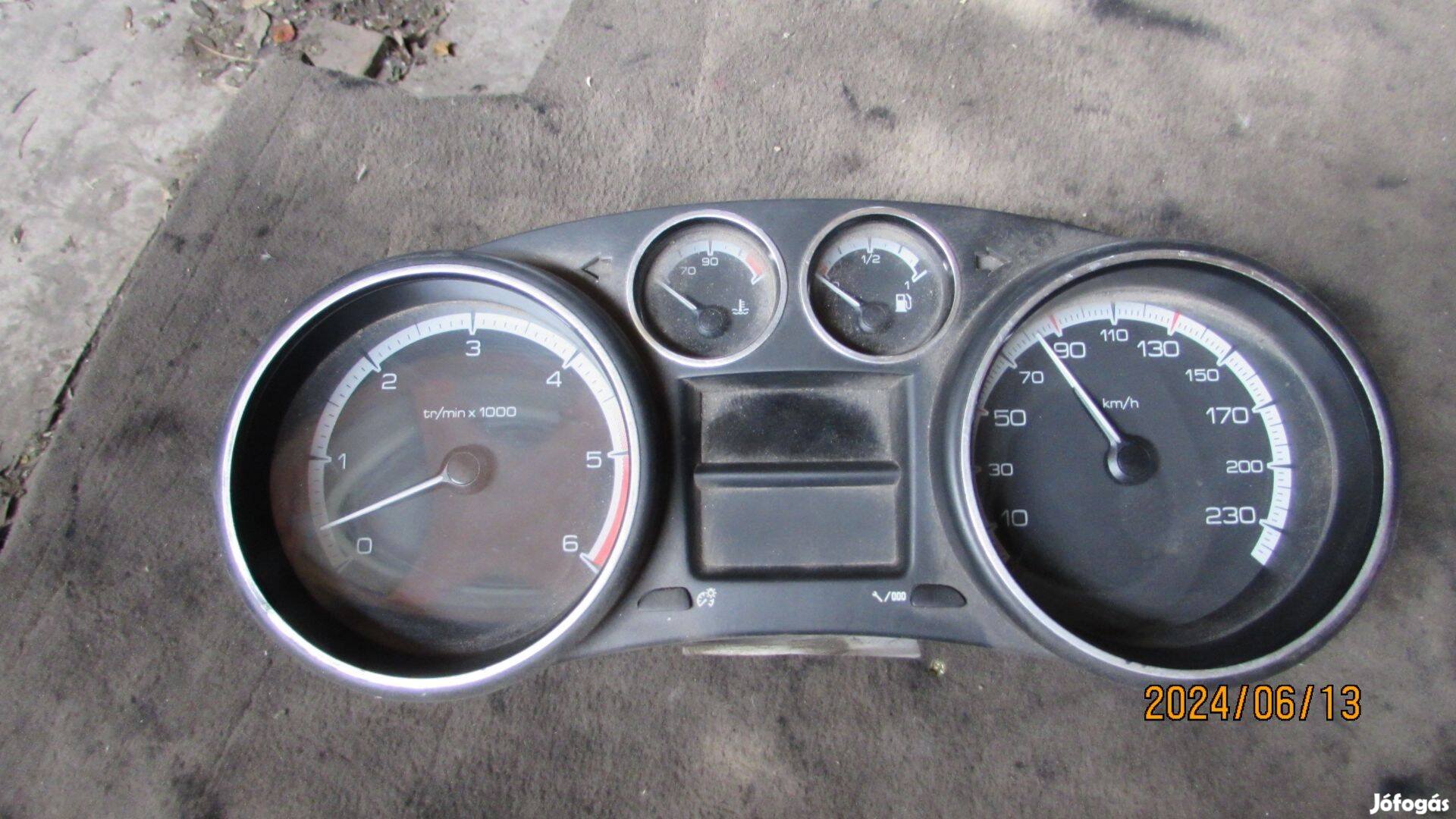 Peugeot 308 2008> 1.6HDI Óracsoport