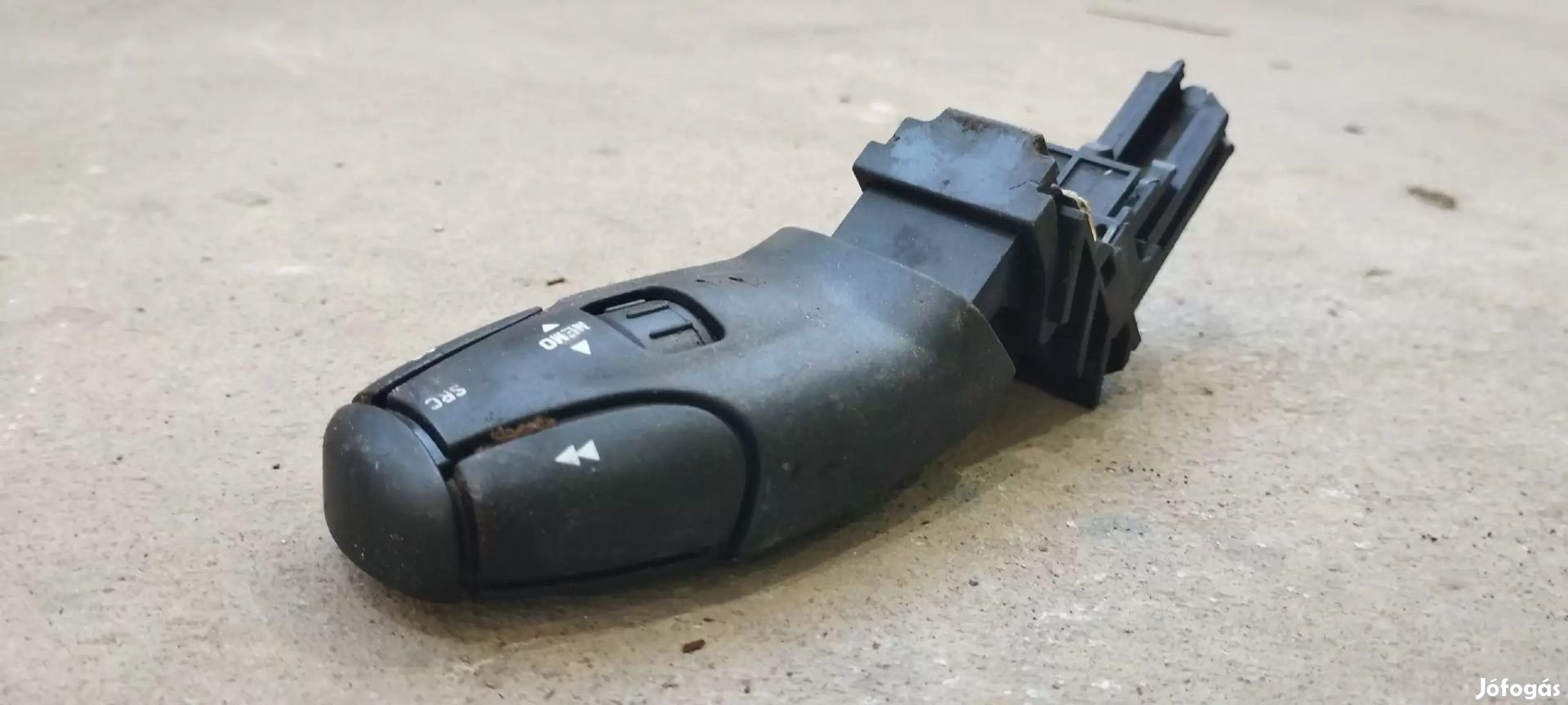 Peugeot 308 Citroen C3 C4 C5 11- Rádió hangerő vezérlő