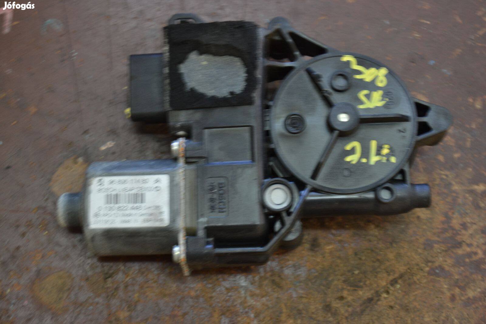 Peugeot 308 Citroen jobb hátsó ablakemelő motor 9680617480, 0130822448