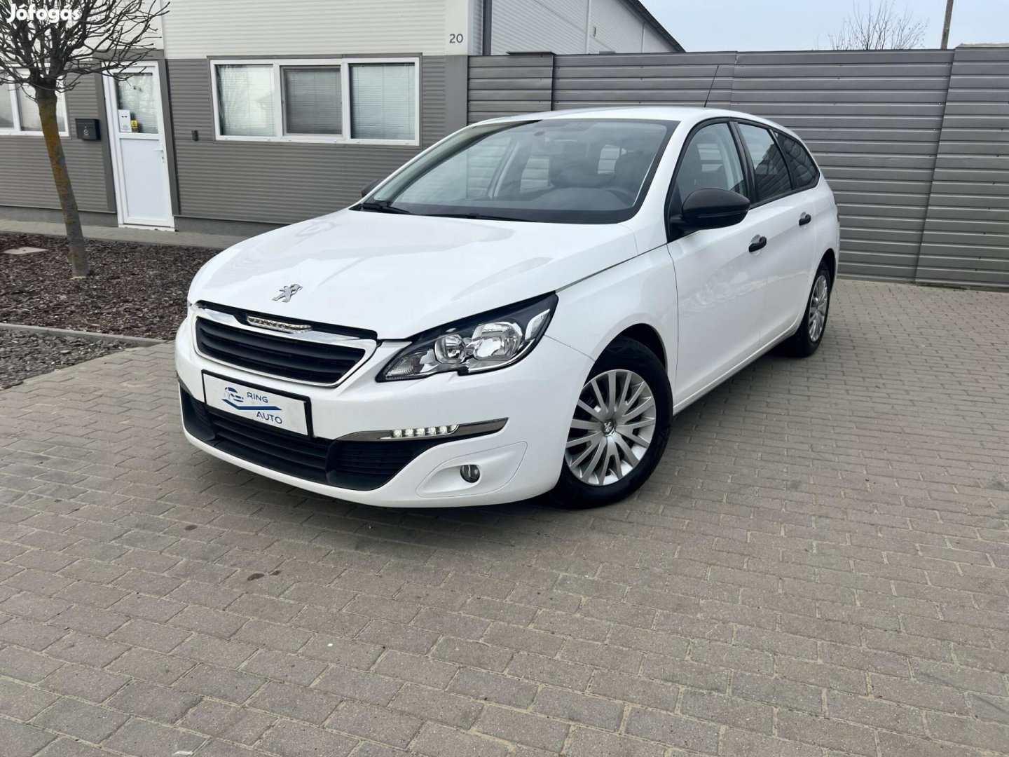 Peugeot 308 SW 1.6 Bluehdi Active Gyári Fényezé