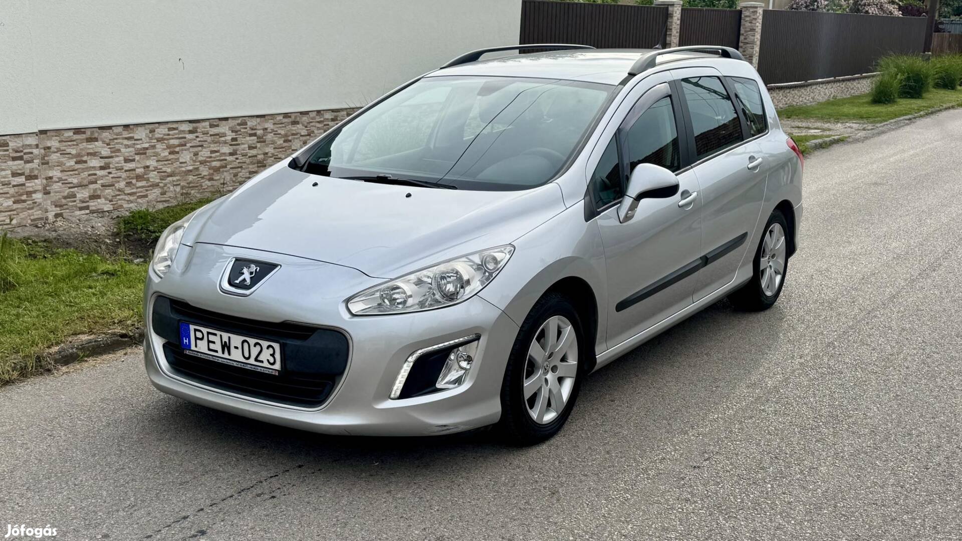 Peugeot 308 SW 1.6 e-HDi Active+ Navigáció