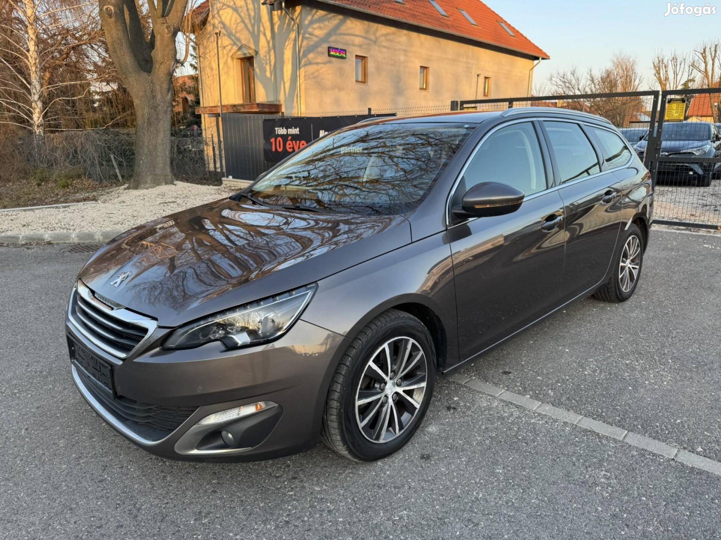 Peugeot 308 SW 1.6 e-HDi Allure Led!Panoráma!Na...