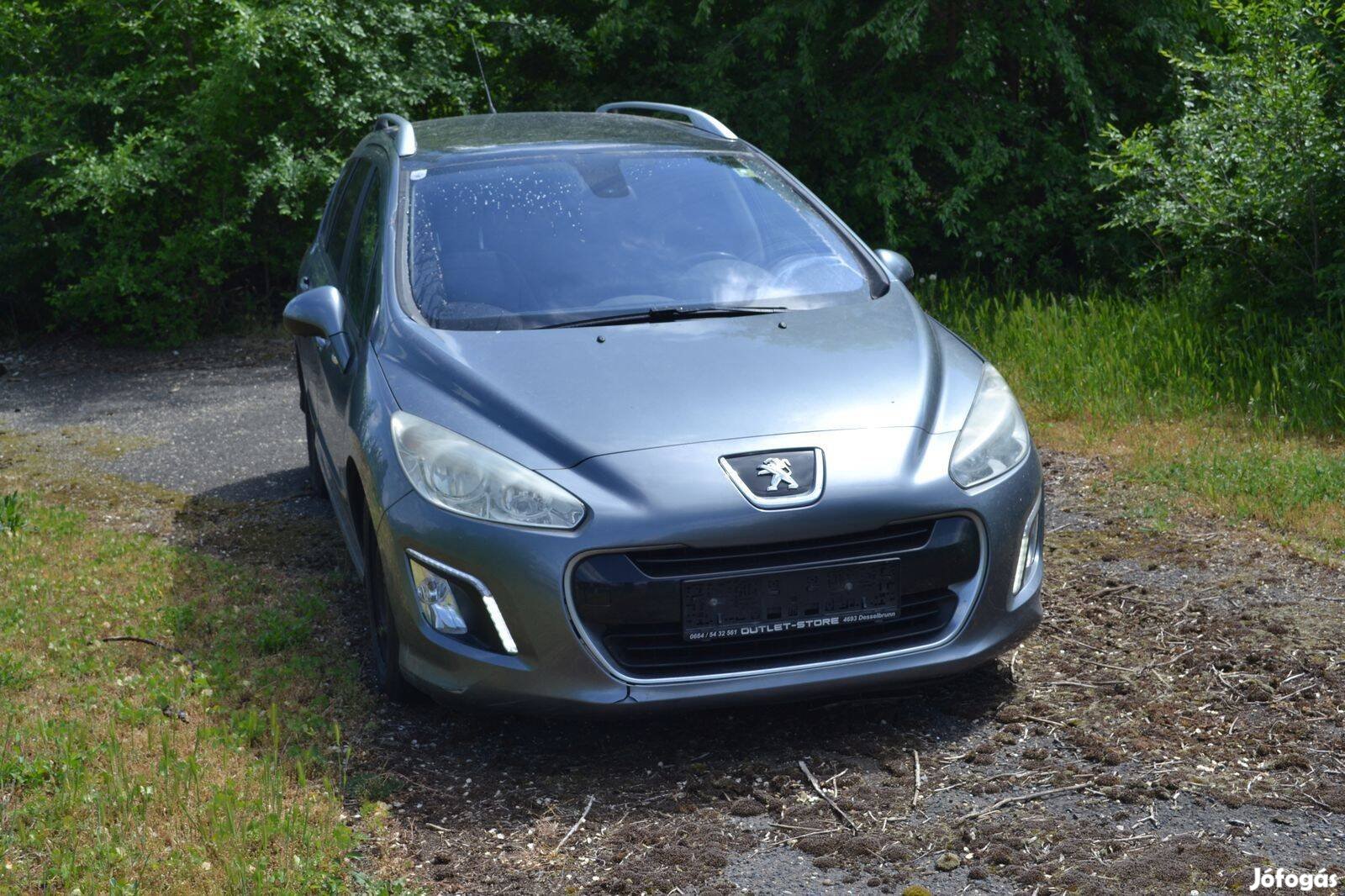 Peugeot 308 SW 2011 bontási alkatrész bontás Motorkód: 5F01 Szín: Kthc