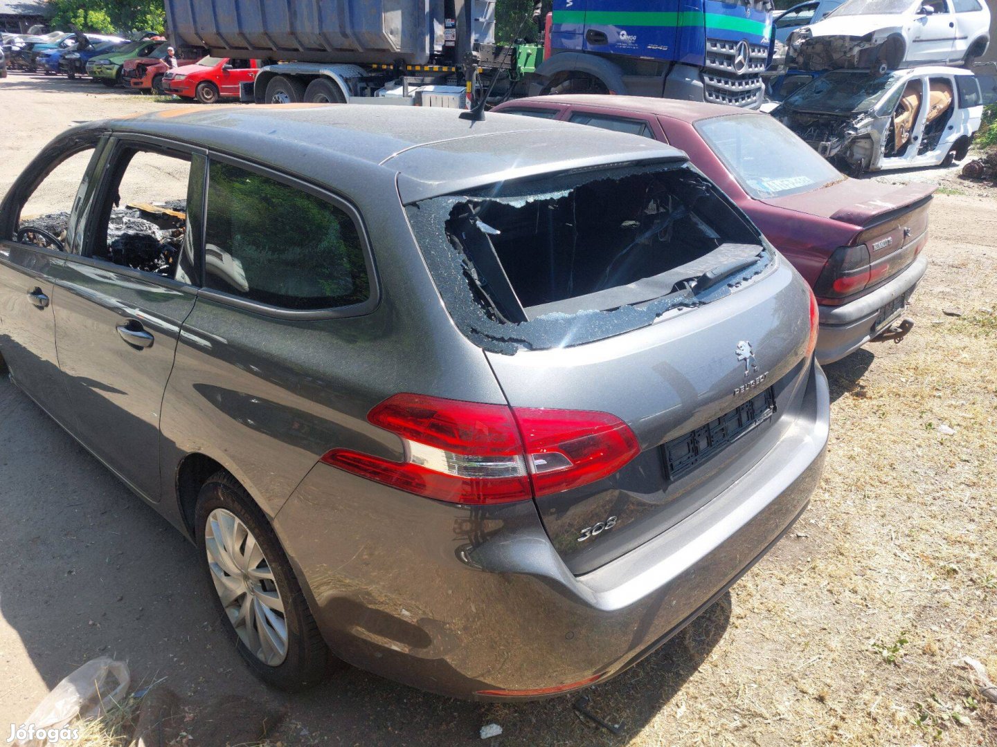 Peugeot 308 SW karosszéria elemei 2021 -év