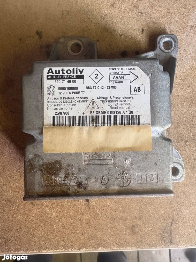 Peugeot 308 airbag vezérlő 9665100080