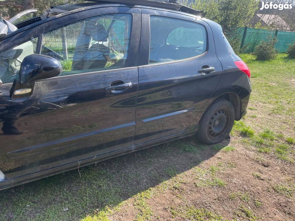 Peugeot 308 bal oldali komplett ajtók