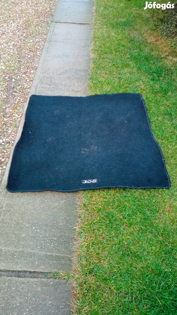 Peugeot 308 csomagtér szőnyeg